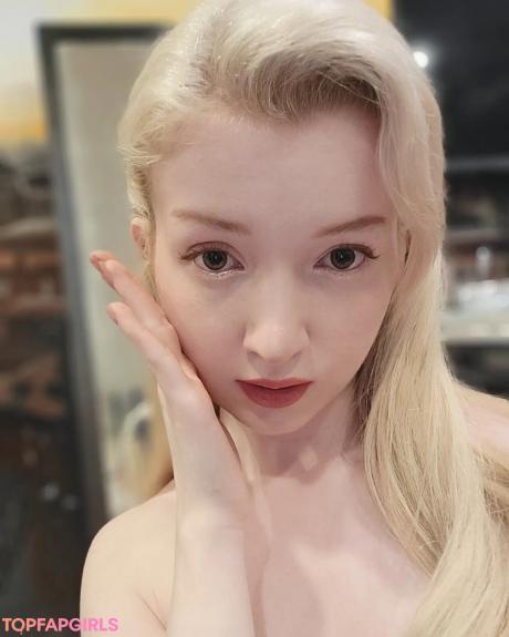 Hailun nude leaked OnlyFans photo #43