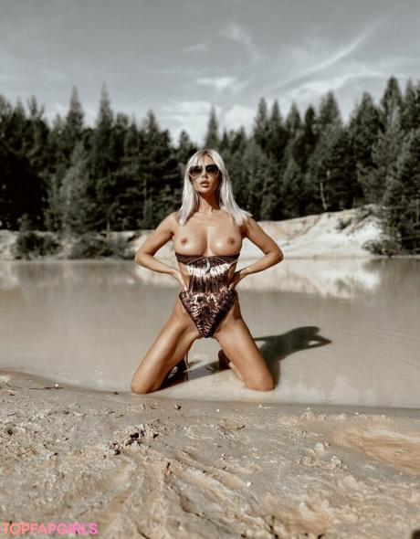Tereza nude leaked OnlyFans photo #25