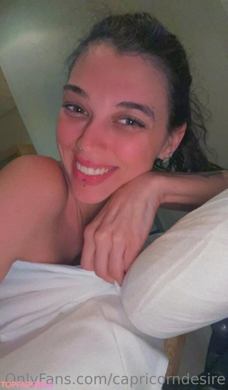 Capricorndesire nude leaked OnlyFans photo #6