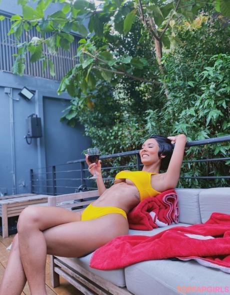 Tsnargesa nude leaked OnlyFans photo #45