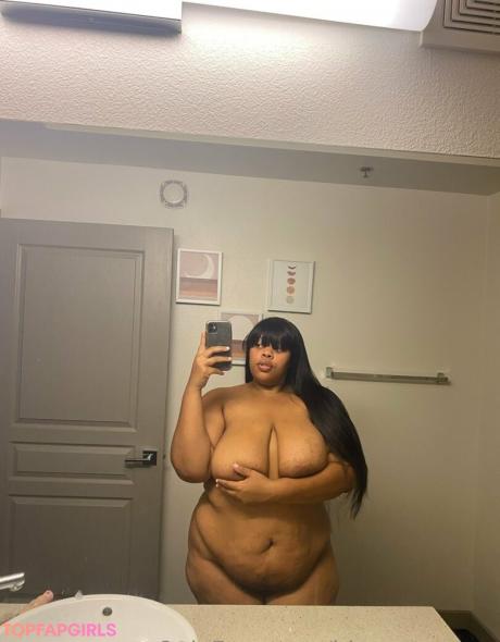 Bigseeeeexxy nude leaked OnlyFans photo #151