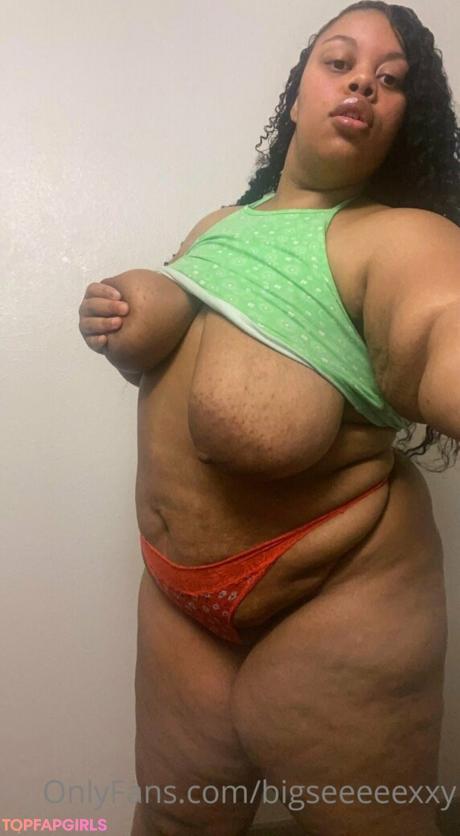 Bigseeeeexxy nude leaked OnlyFans photo #22