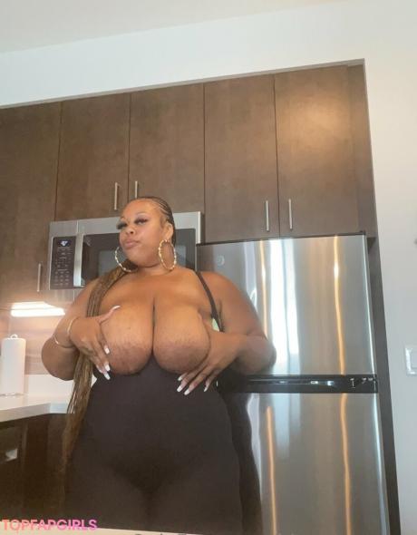 Bigseeeeexxy nude leaked OnlyFans photo #570