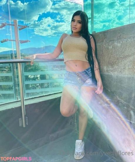 Yvetteflores nude leaked OnlyFans photo #14