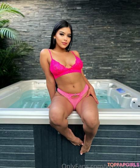Yvetteflores nude leaked OnlyFans photo #18
