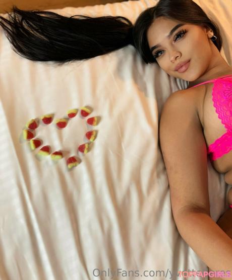 Yvetteflores nude leaked OnlyFans photo #52