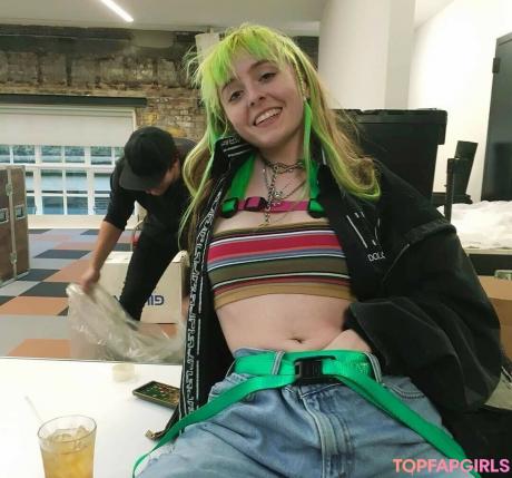 Ashnikko nude leaked OnlyFans photo #27