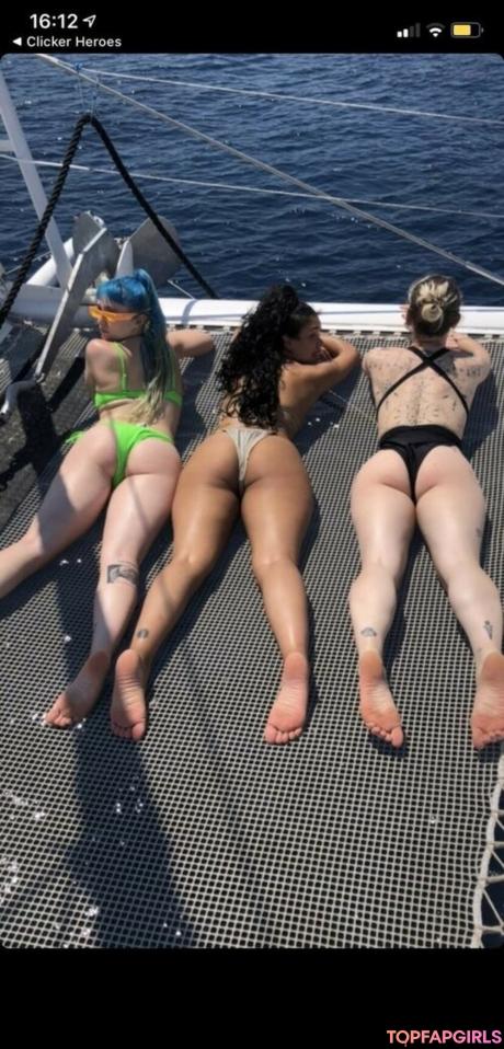 Ashnikko nude leaked OnlyFans photo #56