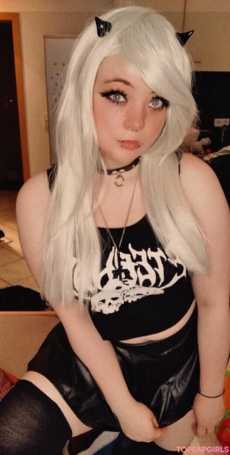 Littlescarefox nude leaked OnlyFans photo #240