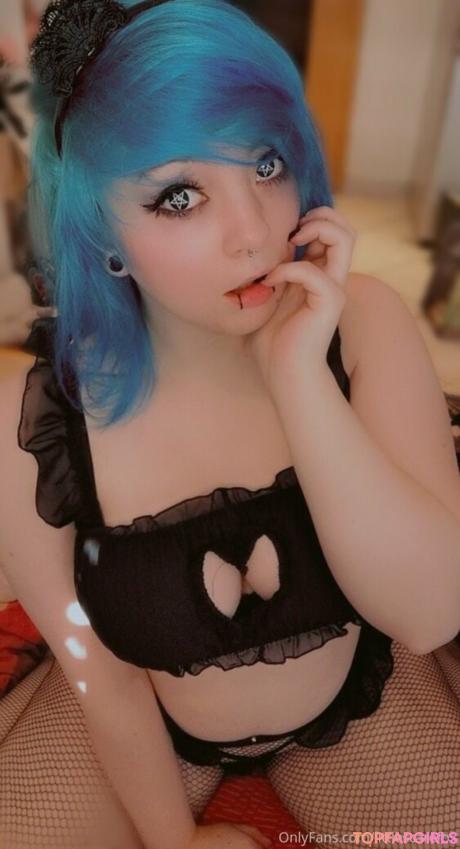 Littlescarefox nude leaked OnlyFans photo #36