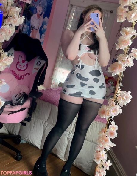 Luvvful nude leaked OnlyFans photo #6