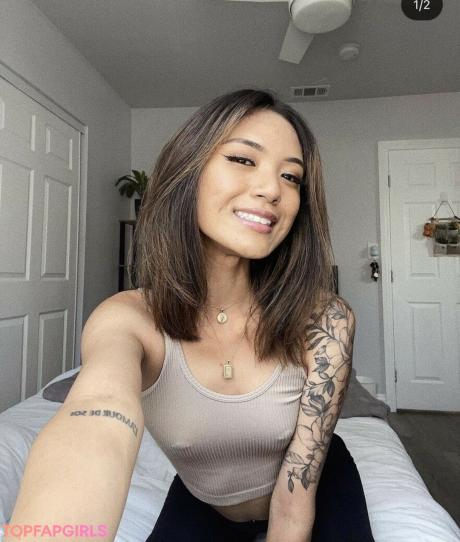 Crybabyiris nude leaked OnlyFans photo #5