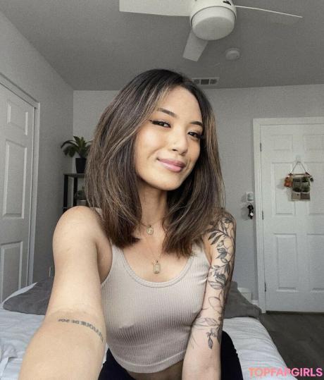 Crybabyiris nude leaked OnlyFans photo #6