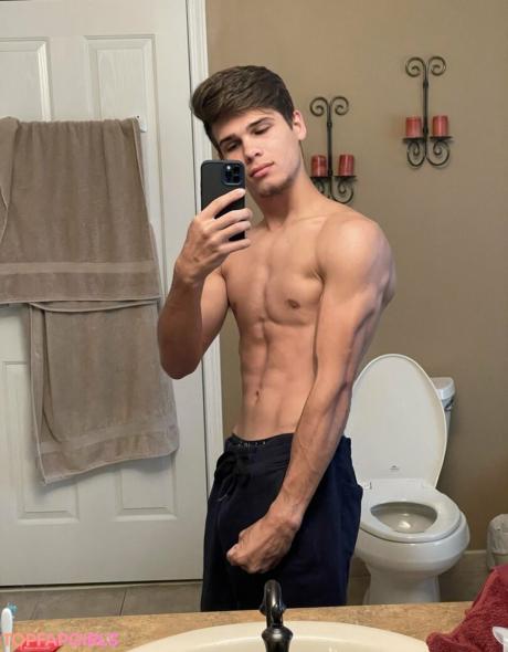 Coolestdude898 nude leaked OnlyFans photo #12