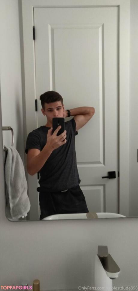 Coolestdude898 nude leaked OnlyFans photo #71