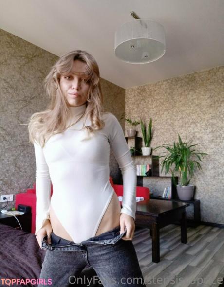 Roxanne_moore nude leaked OnlyFans photo #8