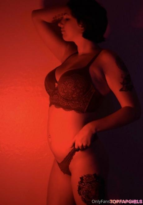 Danalegzzz nude leaked OnlyFans photo #2