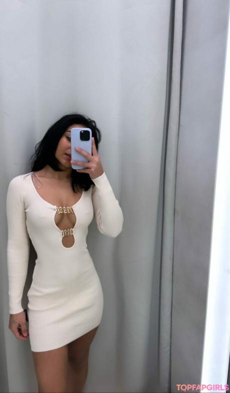 Ariane nude leaked OnlyFans photo #1
