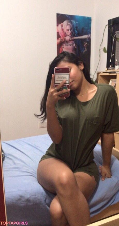 Ariane nude leaked OnlyFans photo #6