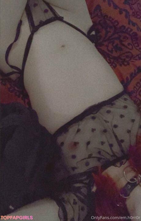 Em.h0rr0r nude leaked OnlyFans photo #6