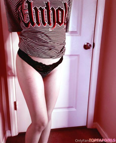 Em.h0rr0r nude leaked OnlyFans photo #63
