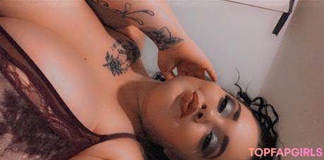 Crybabymak nude leaked OnlyFans photo #17