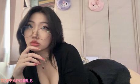 Yurasweb nude leaked OnlyFans photo #23