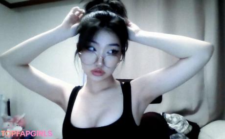 Yurasweb nude leaked OnlyFans photo #5