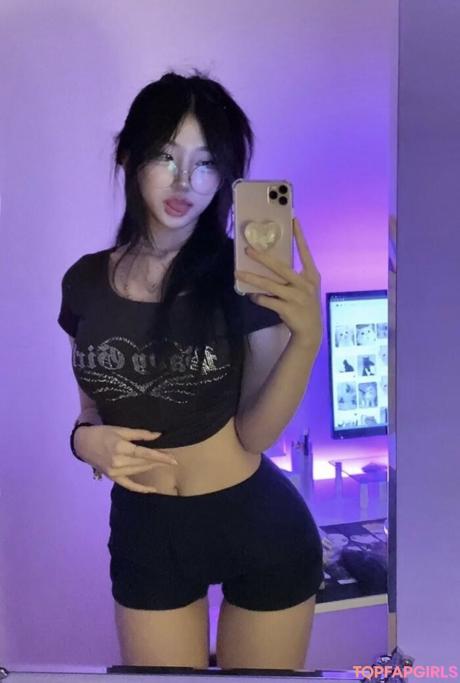 Yurasweb nude leaked OnlyFans photo #59