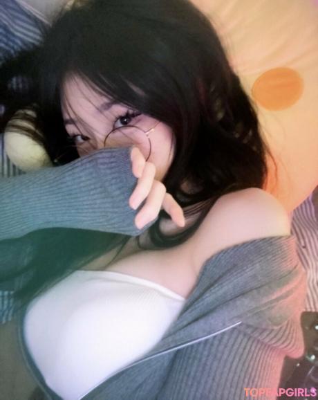 Yurasweb nude leaked OnlyFans photo #60