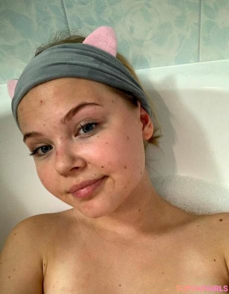 Elinakitty nude leaked OnlyFans photo #13