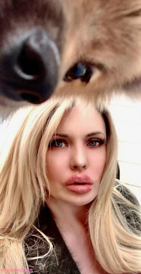 Foxymenagerieverre nude leaked OnlyFans photo #17