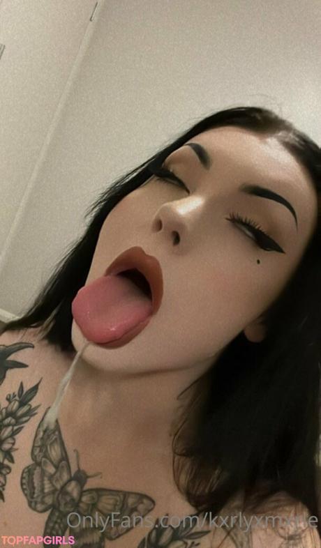 Kxrlymxrie nude leaked OnlyFans photo #50