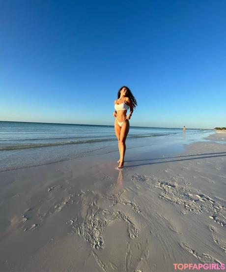 Stephani nude leaked OnlyFans photo #3