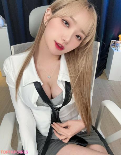 Woojungx4 nude leaked OnlyFans photo #19