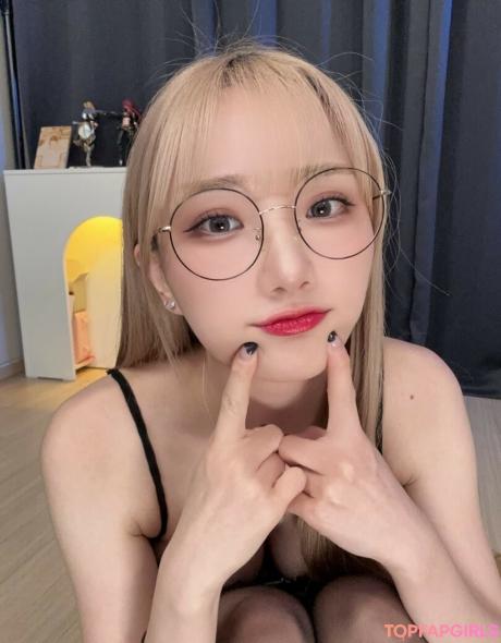 Woojungx4 nude leaked OnlyFans photo #39