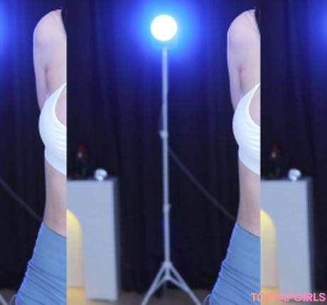 Woojungx4 nude leaked OnlyFans photo #6