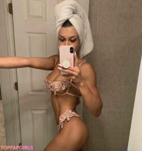 Annabel nude leaked OnlyFans photo #4