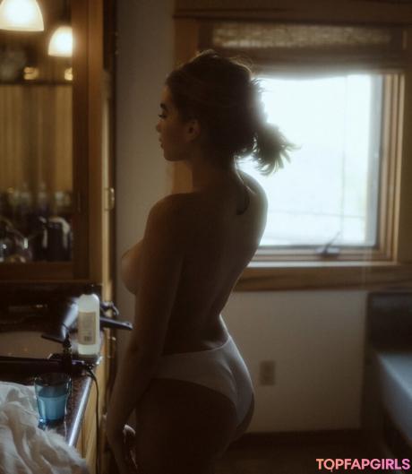 Ari nude leaked OnlyFans photo #20