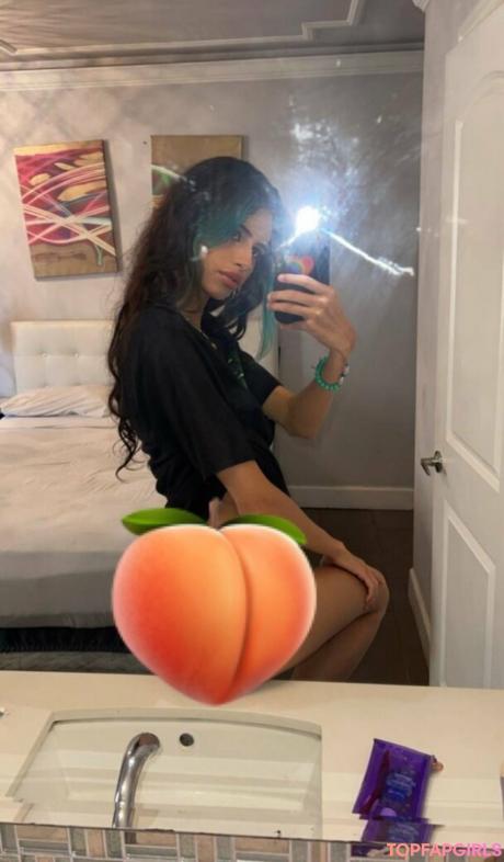 Yazzifreaky nude leaked OnlyFans photo #17