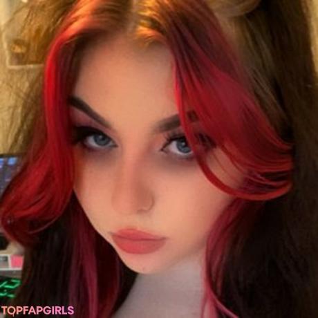 Holyhollyphoebe nude leaked OnlyFans photo #3