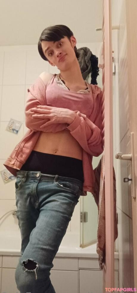 Alicialiniquinn nude leaked OnlyFans photo #48