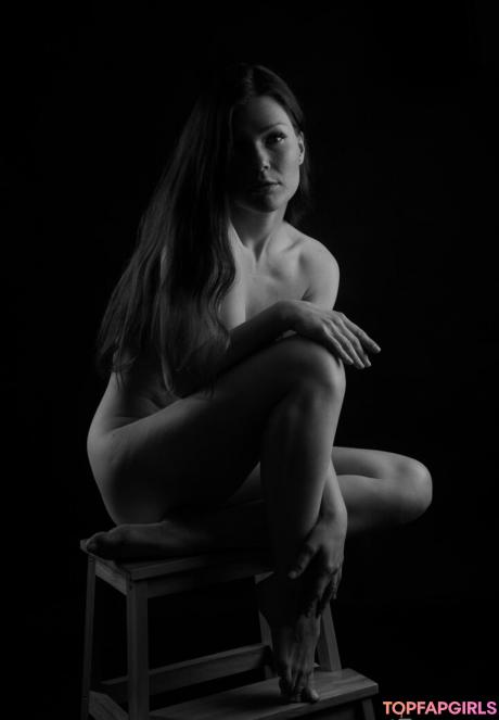 Mia nude leaked OnlyFans photo #1052