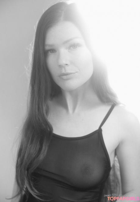 Mia nude leaked OnlyFans photo #1060