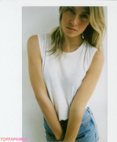 Annie nude leaked OnlyFans photo #10