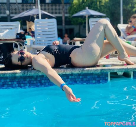 Valeshhh nude leaked OnlyFans photo #6