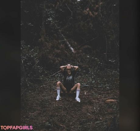 Vahide nude leaked OnlyFans photo #15