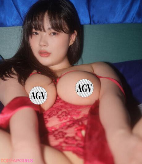 Leehee nude leaked OnlyFans photo #22