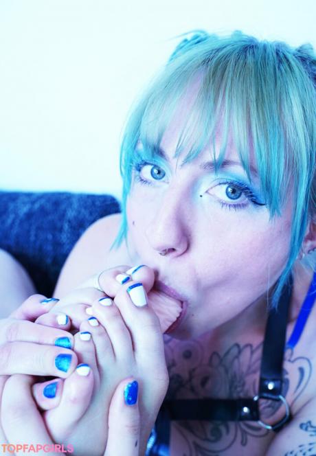 Freakyfjonda nude leaked OnlyFans photo #247