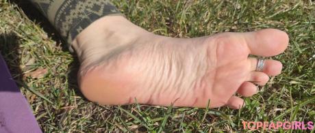 Freakyfjonda nude leaked OnlyFans photo #71